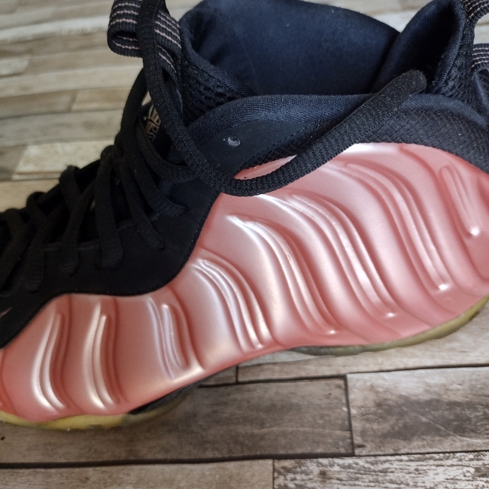 Nike Air Foamposite One- Rust Pink